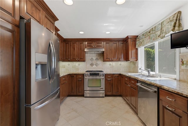 11496 Twin Hills, Porter Ranch, CA 91326 — photo 22 of 57