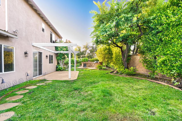 484 Via Helena, Newbury Park, CA 91320 — photo 5 of 21