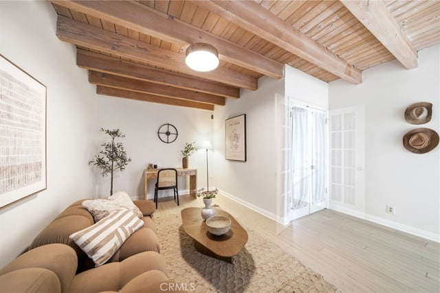 9624 Highland Gorge Drive, Beverly Hills, CA 90210 — photo 13 of 29