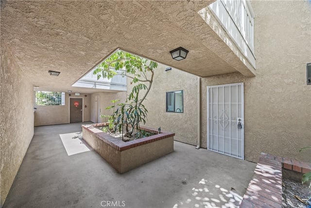 2332 E 17th 101, Long Beach, CA 90804 — photo 15 of 16