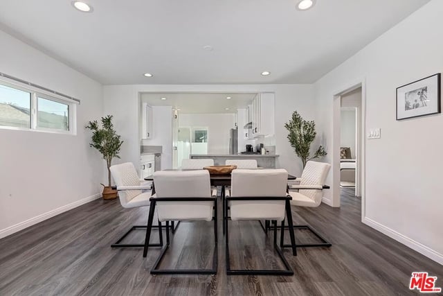 2616 W 73rd Street, Los Angeles, CA 90043 — photo 10 of 51