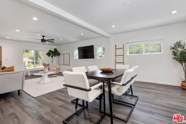 2616 W 73rd Street, Los Angeles, CA 90043 — photo 12 of 51