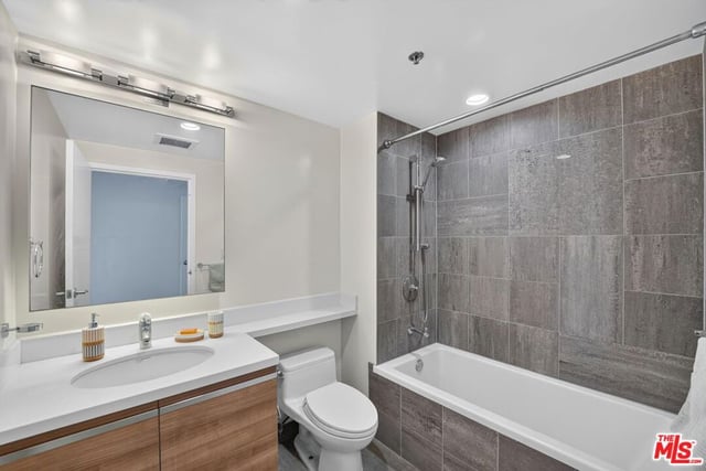 3785 Wilshire Boulevard 1212, Los Angeles, CA 90010 — photo 24 of 38