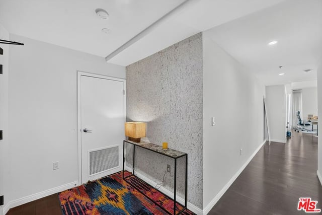 3785 Wilshire Boulevard 1212, Los Angeles, CA 90010 — photo 25 of 38