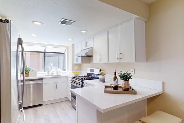 105 S Marguerita Avenue C, Alhambra, CA 91801 — photo 12 of 36