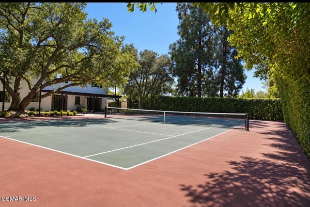 9725 Babbitt Avenue, Northridge, CA 91325 — photo 14 of 14