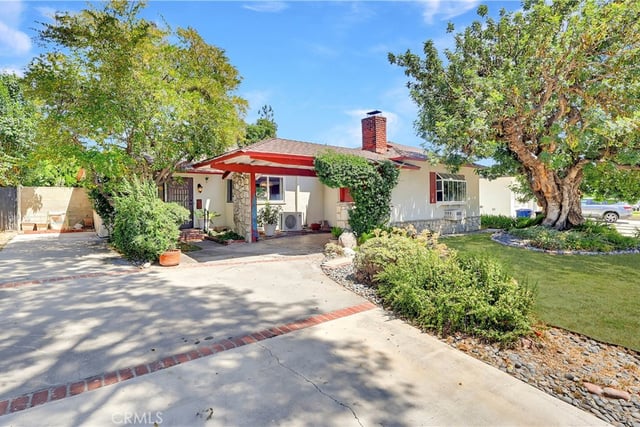7508 Paso Robles Avenue, Lake Balboa, CA 91406 — photo 2 of 62