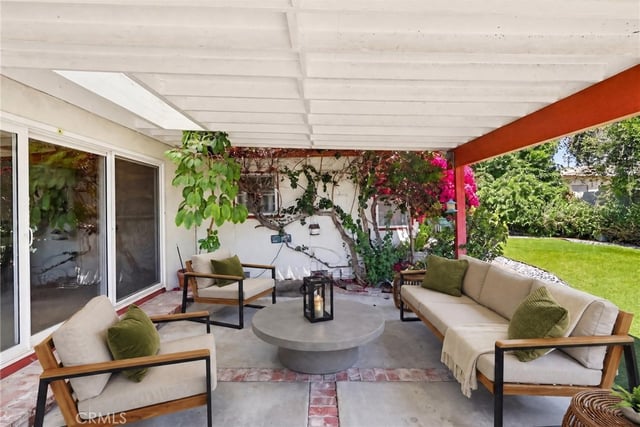 7508 Paso Robles Avenue, Lake Balboa, CA 91406 — photo 47 of 62