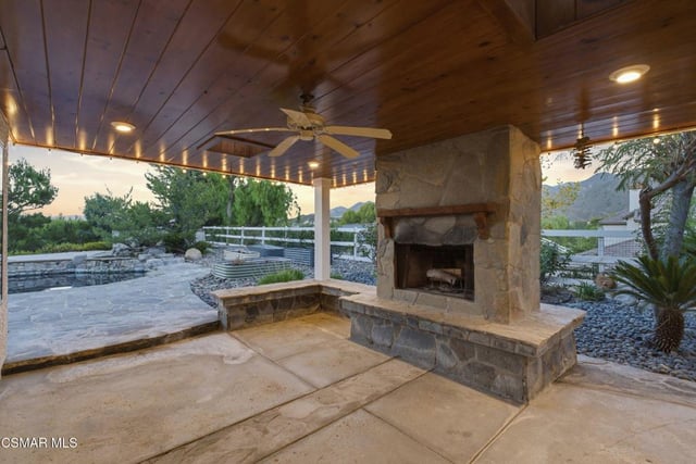 15711 Condor Ridge Road, Canyon Country, CA 91387 — photo 31 of 33