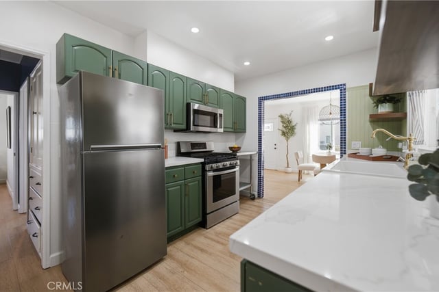 1652 Loma Avenue, Long Beach, CA 90804 — photo 7 of 38
