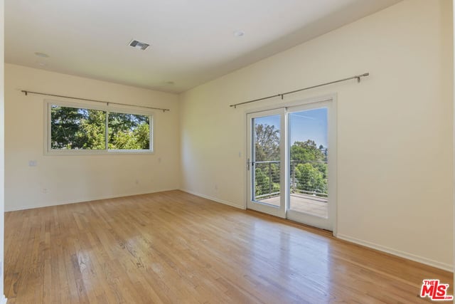 5084 Campo Road, Woodland Hills, CA 91364 — photo 17 of 49