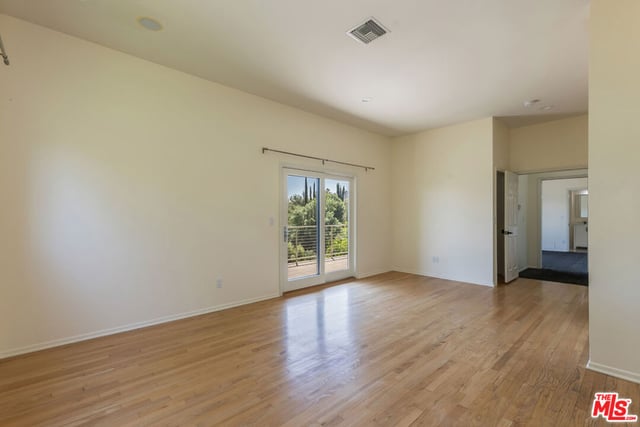 5084 Campo Road, Woodland Hills, CA 91364 — photo 19 of 49