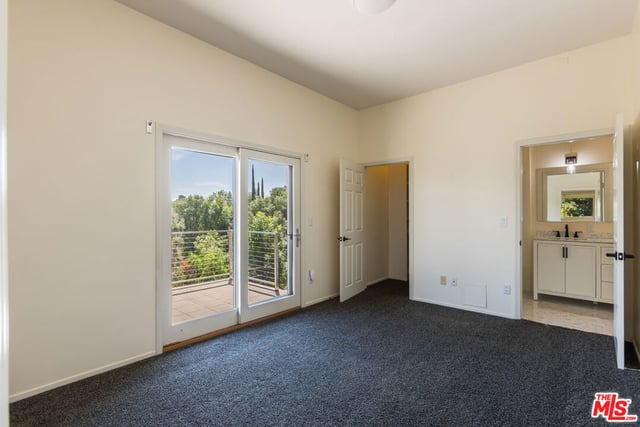 5084 Campo Road, Woodland Hills, CA 91364 — photo 26 of 49