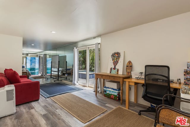 5084 Campo Road, Woodland Hills, CA 91364 — photo 38 of 49