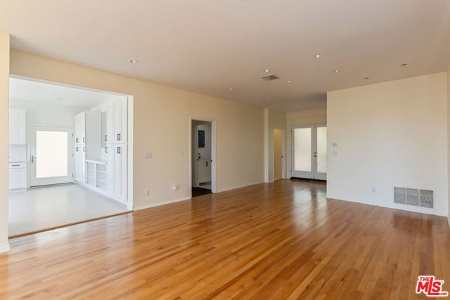 5084 Campo Road, Woodland Hills, CA 91364 — photo 5 of 49