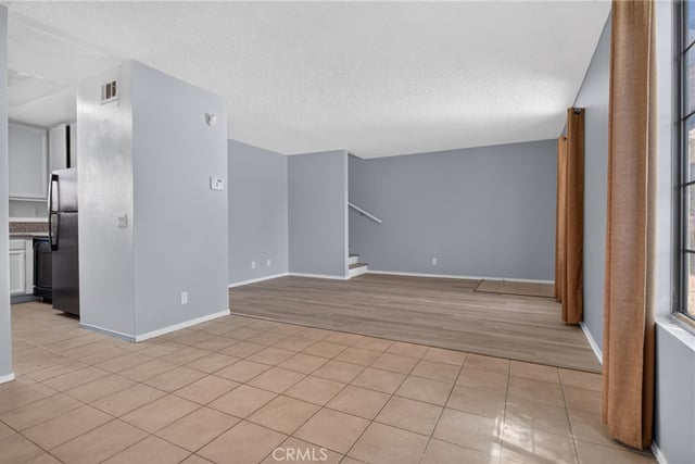 2260 E Avenue Q4 62, Palmdale, CA 93550 — photo 8 of 18