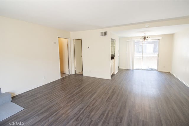 7115 Etiwanda 2, Reseda, CA 91335 — photo 11 of 34