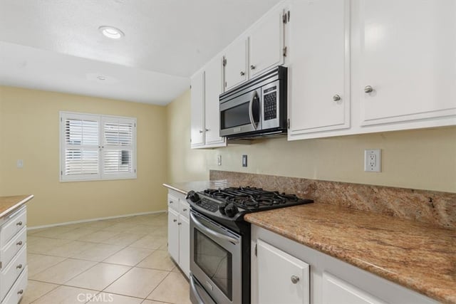 6227 Randi Avenue, Woodland Hills, CA 91367 — photo 18 of 34