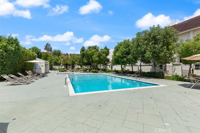 6227 Randi Avenue, Woodland Hills, CA 91367 — photo 33 of 34