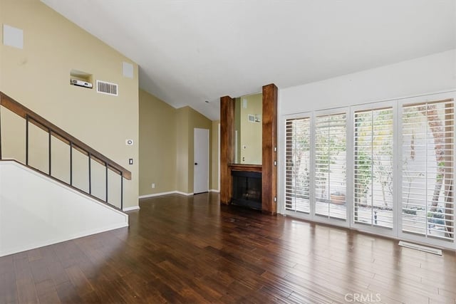 6227 Randi Avenue, Woodland Hills, CA 91367 — photo 4 of 34