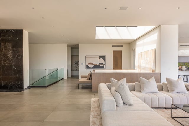1814 Marcheeta Place, Los Angeles, CA 90069 — photo 16 of 61