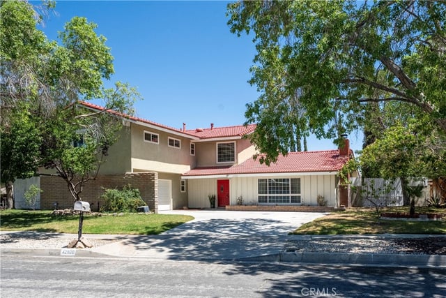 42900 Staffordshire Drive, Lancaster, CA 93534 — photo 3 of 47