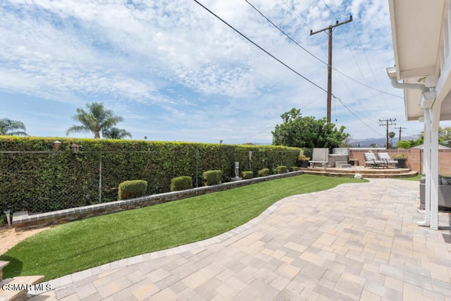989 N Planetree Avenue, Simi Valley, CA 93065 — photo 17 of 27