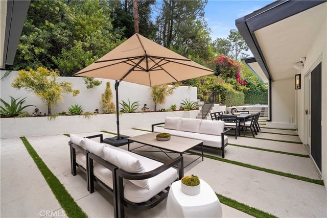 3240 Longridge Avenue, Sherman Oaks, CA 91423 — photo 22 of 58