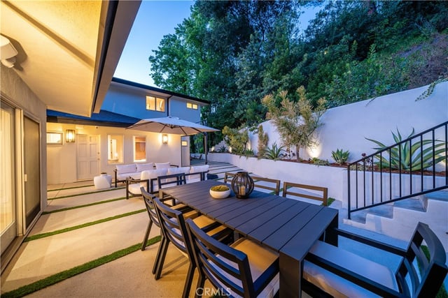 3240 Longridge Avenue, Sherman Oaks, CA 91423 — photo 23 of 58