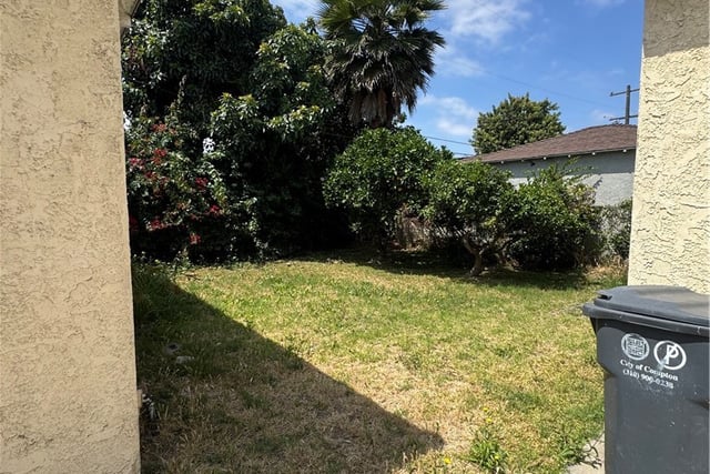1010 W 127th St, Compton, CA 90222 — photo 4 of 4