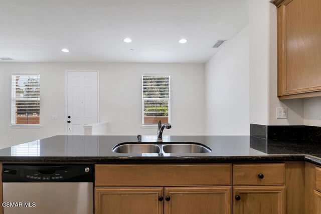 1618 Heywood Street E, Simi Valley, CA 93065 — photo 16 of 46