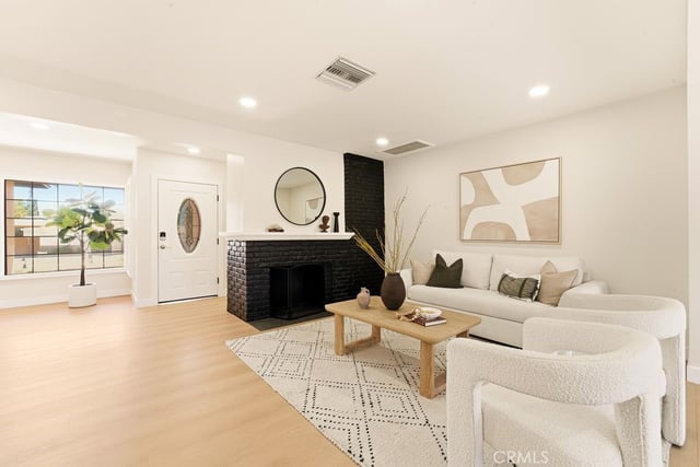 6313 Melvin, Tarzana, CA 91335 — photo 10 of 29