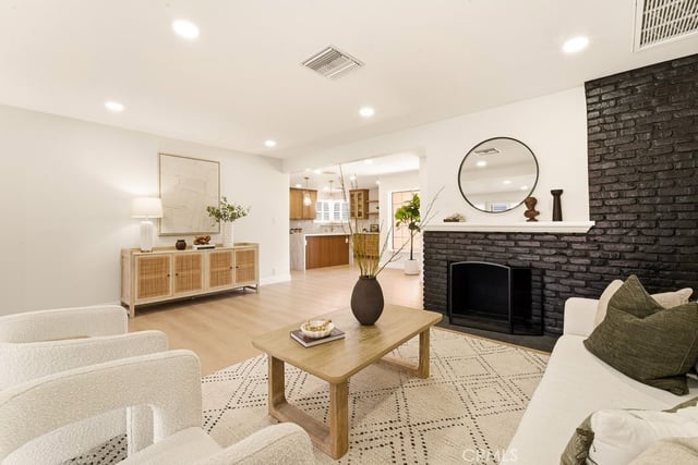 6313 Melvin, Tarzana, CA 91335 — photo 12 of 29