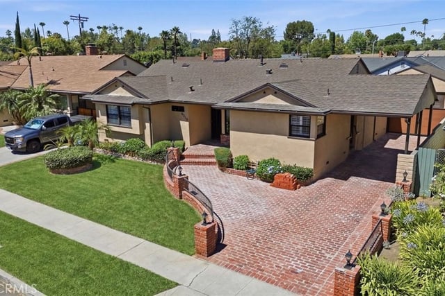 6313 Melvin, Tarzana, CA 91335 — photo 3 of 29