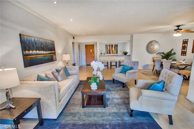 4915 Tyrone 221, Sherman Oaks, CA 91423 — photo 4 of 21