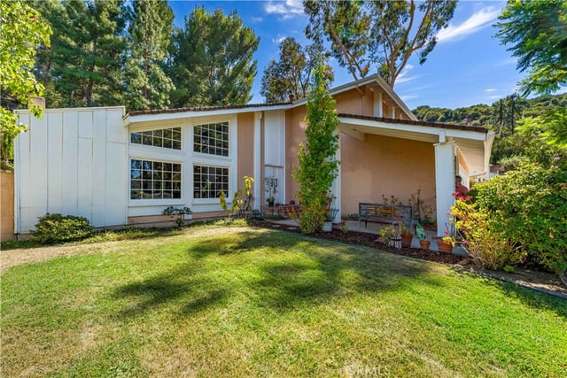 19932 Turnberry, Tarzana, CA 91356 — photo 3 of 46