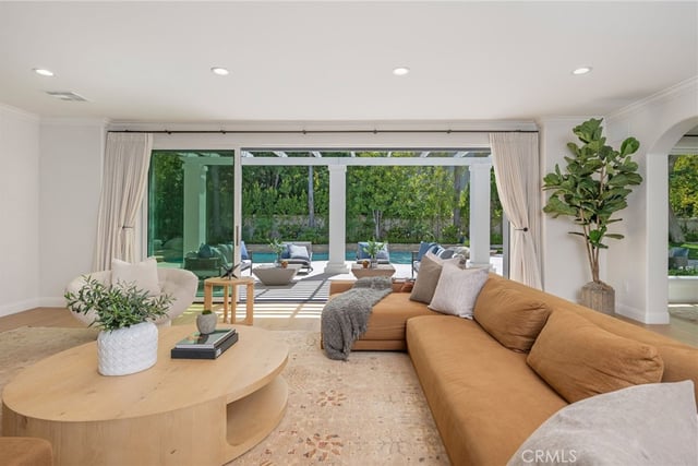 25714 Simpson Place, Calabasas, CA 91302 — photo 17 of 43