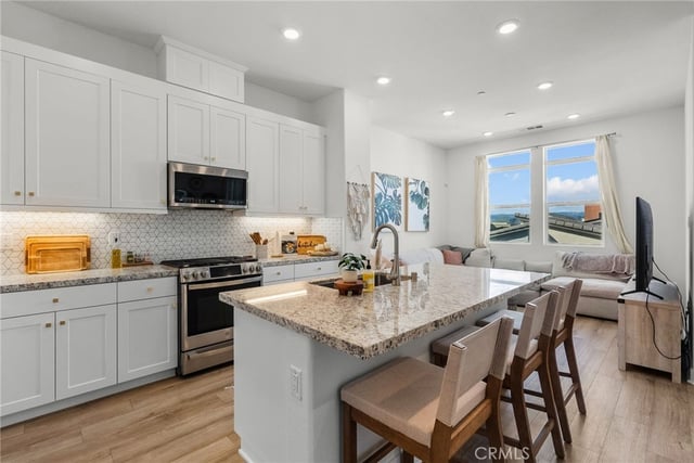 27466 Mercantile Court 303, Valencia, CA 91381 — photo 3 of 31