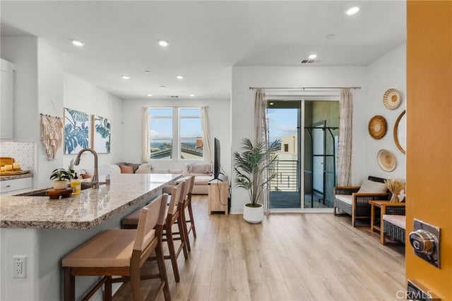 27466 Mercantile Court 303, Valencia, CA 91381 — photo 4 of 31