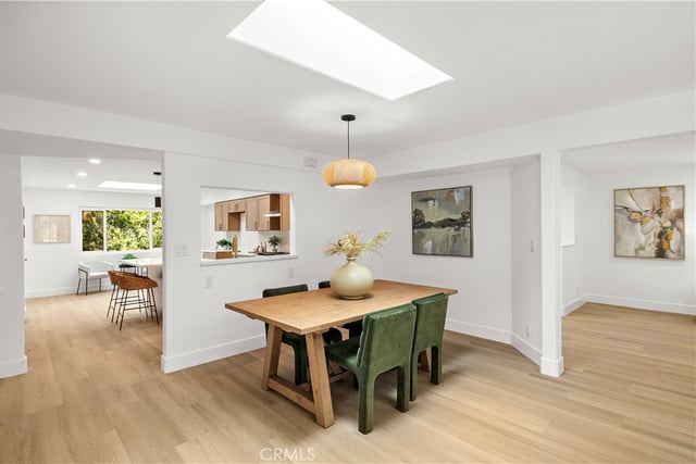 22323 Miranda Street, Woodland Hills, CA 91367 — photo 10 of 20