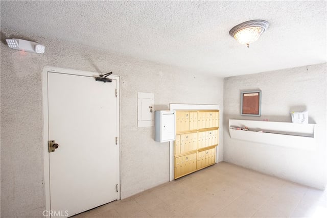 497 S El Molino Avenue 205, Pasadena, CA 91101 — photo 23 of 31