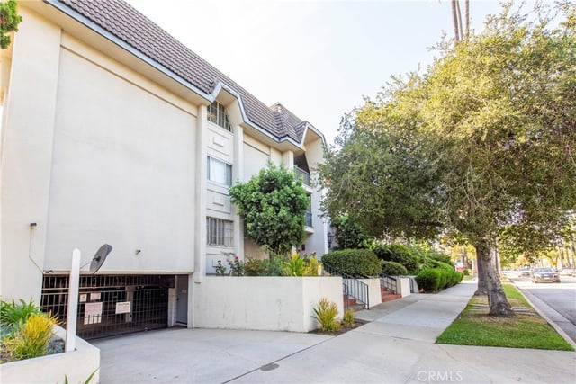 497 S El Molino Avenue 205, Pasadena, CA 91101 — photo 30 of 31