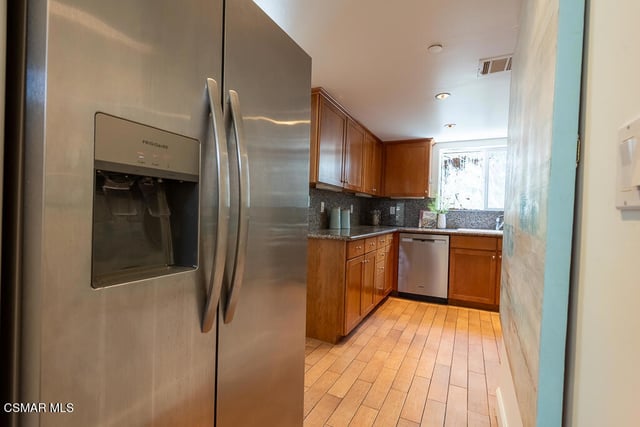 1238 22nd Street 3, Santa Monica, CA 90404 — photo 12 of 49