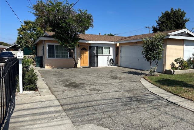 11111 S Osage, Inglewood, CA 90304 — photo 3 of 36