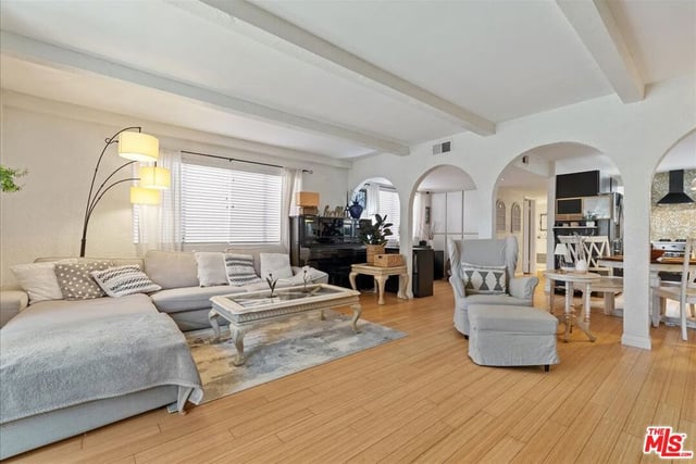954 W 6th Street, San Pedro, CA 90731 — photo 18 of 44