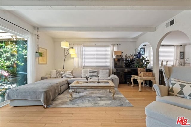 954 W 6th Street, San Pedro, CA 90731 — photo 19 of 44