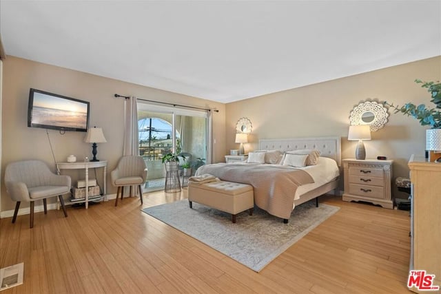 954 W 6th Street, San Pedro, CA 90731 — photo 24 of 44