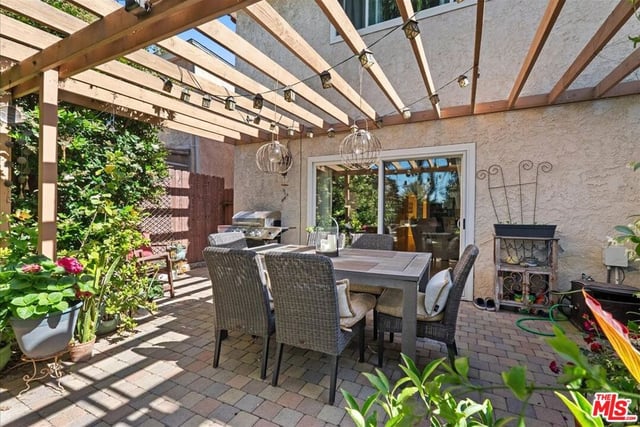 954 W 6th Street, San Pedro, CA 90731 — photo 42 of 44