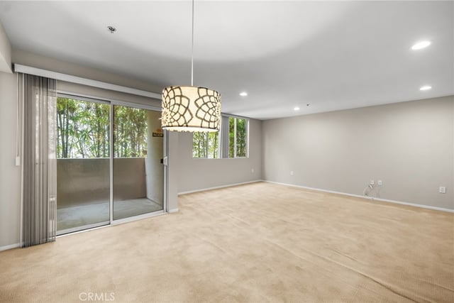 4501 Cedros 220, Sherman Oaks, CA 91403 — photo 4 of 33
