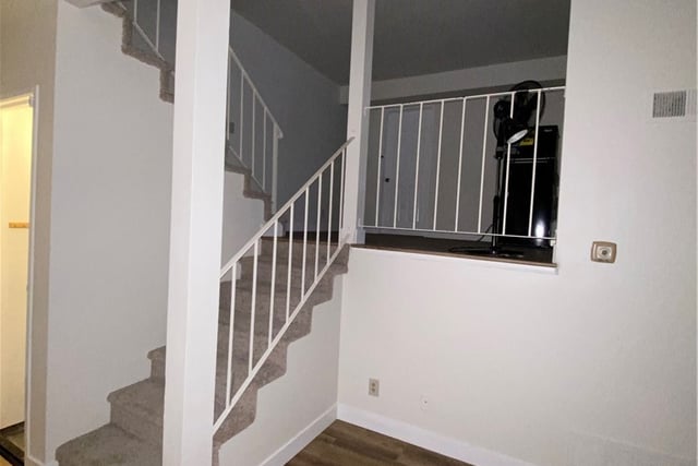 678 Rosewood, Camarillo, CA 93010 — photo 10 of 23